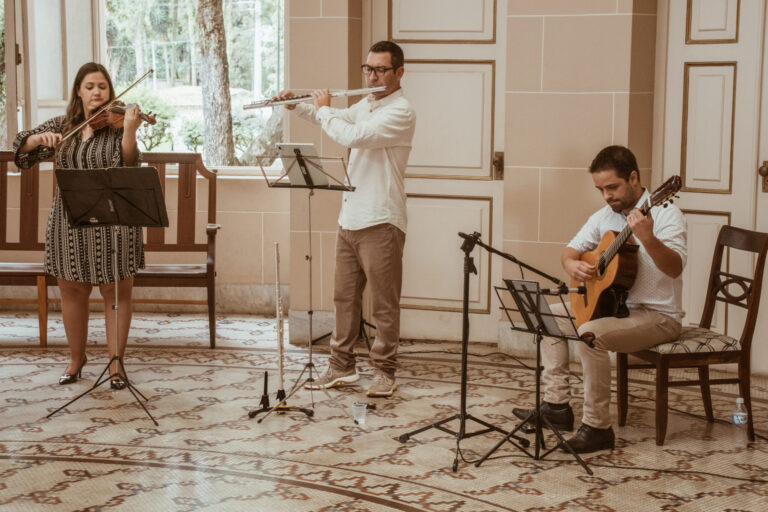 Duo Faria-Batiston encerra temporada de concertos gratuitos