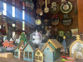 Vila do Artesanato: encante-se com presentes únicos e criativos