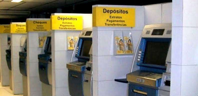 Bancos voltam a funcionar normalmente