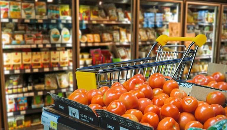 Pesquisa aponta aumento de 0,43% nos preços da cesta básica em Poços