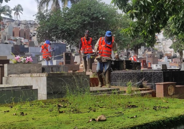 Cemitério da Saudade recebe mutirão de limpeza