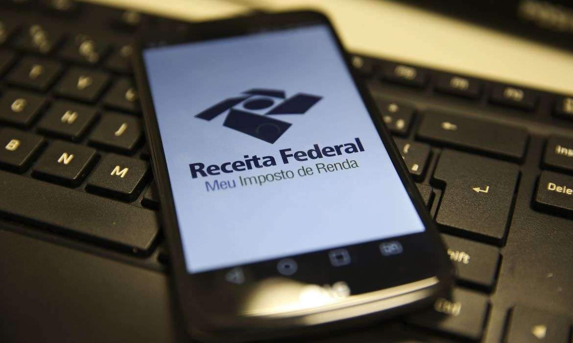 Sem aprovação de lei, tabela do IR fica congelada em 2025