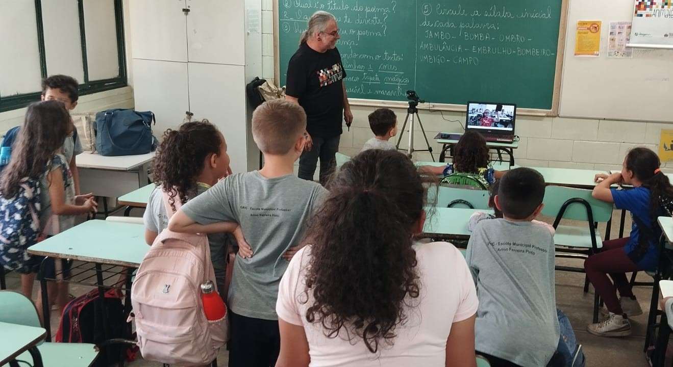 Projeto Animatéria leva cinema e criatividade às escolas