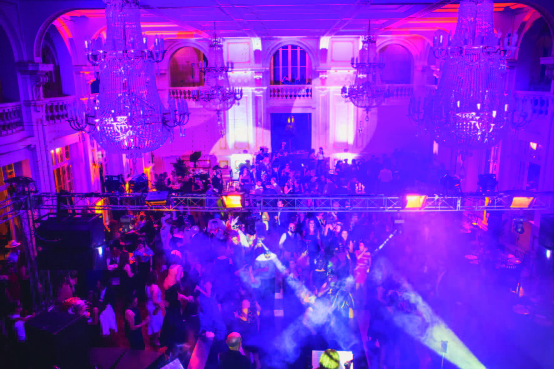 Pré-Carnaval: saiba como será o Baile de Máscaras no Palace Casino