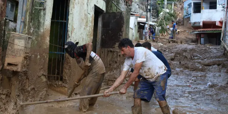 Chuvas levaram 94 municípios brasileiros a decretarem situação de emergência