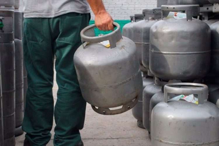 Gás de cozinha tem queda no preço em Poços