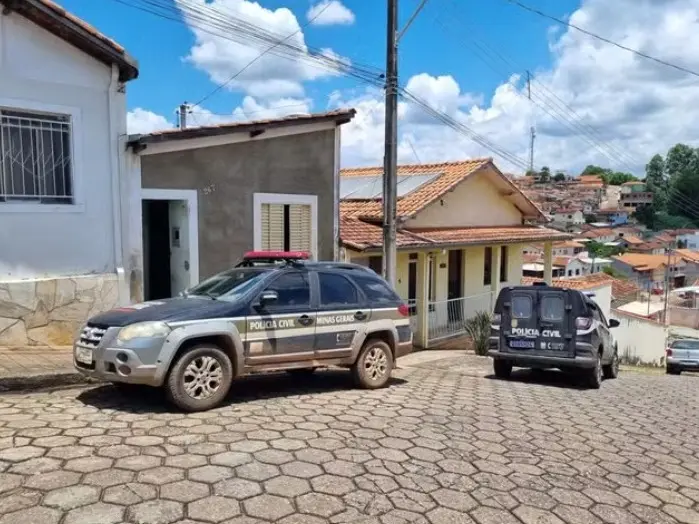 POÇOS FUNDO | Corpo de homem desaparecido é achado esquartejado sob piso de cozinha