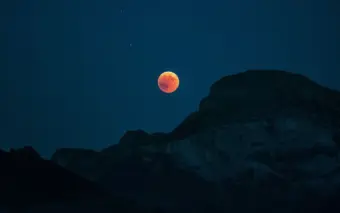Brasil poderá observar eclipse da “lua de sangue” em março