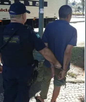 Em liberdade assistida, homem vai para o Carnaval e acaba preso