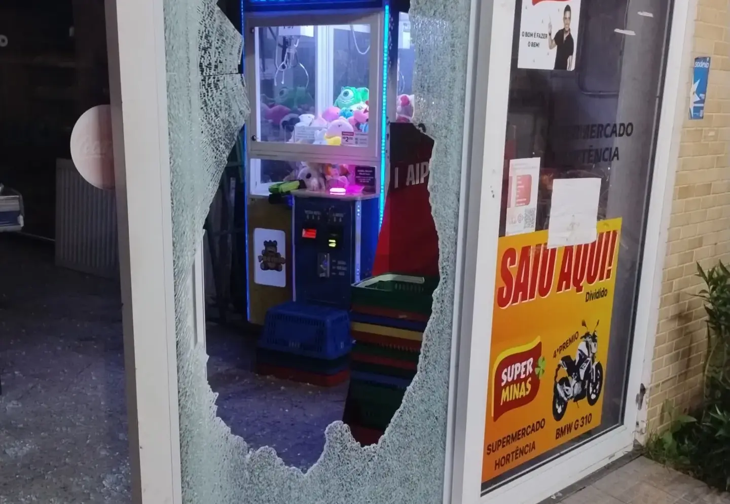 Supermercado é invadido e furtado no Jardim das Hortênsias