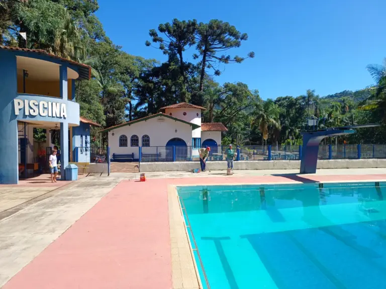 Editais seguem abertos para concessão das lanchonetes do Country Club e Estádio Bandolão