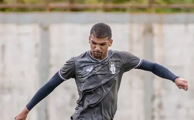 Caldense acerta com o volante Júlio César