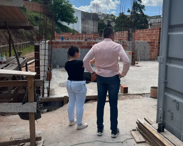Escola tem falhas de acessibilidade e infraestrutura, diz vereador