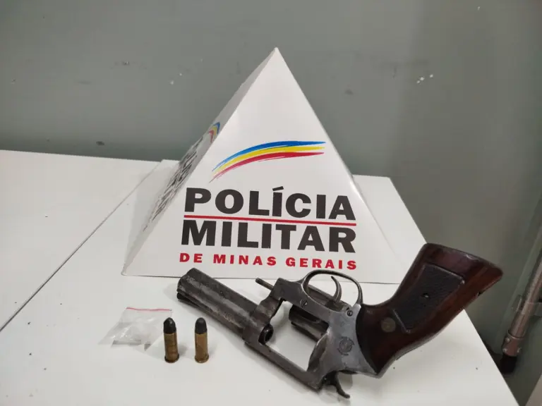 Adolescente é apreendido com arma de fogo