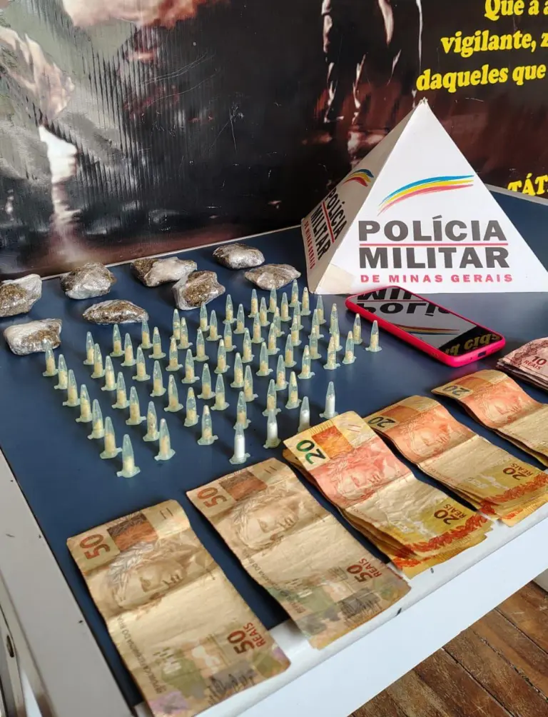 PM prende jovem por tráfico de drogas no bairro Estância São José