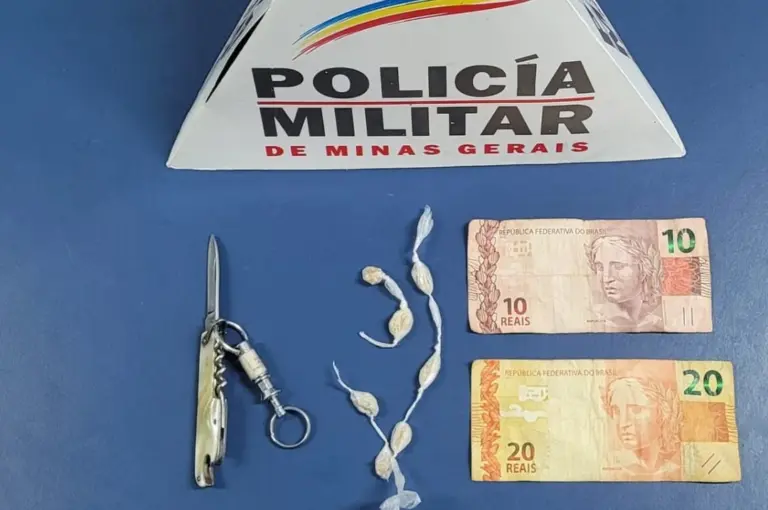 Homem é preso após ser flagrado escondendo drogas