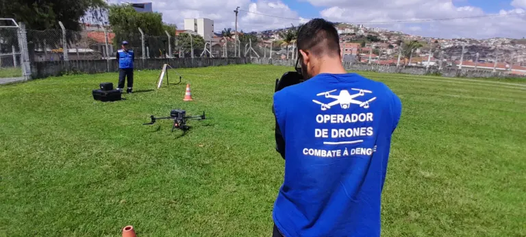 Drones fazem mapeamento para identificar focos do Aedes em Poços