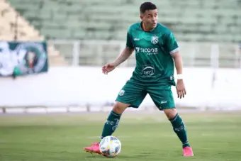 Caldense acerta retorno do lateral Fábio Sá