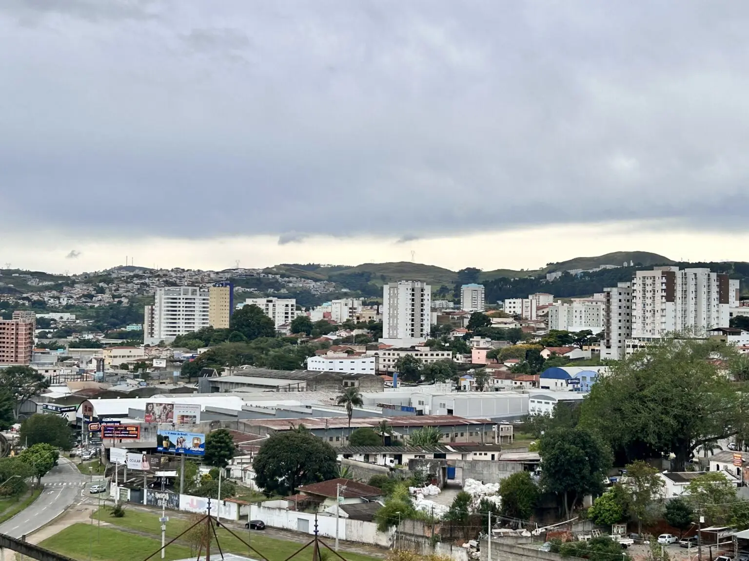 Tempo em Poços no feriado