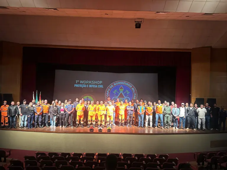 Prevenção a incêndios florestais é tema de workshop do Corpo de Bombeiros em Poços