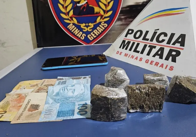 Tático Móvel prende homem por tráfico de drogas