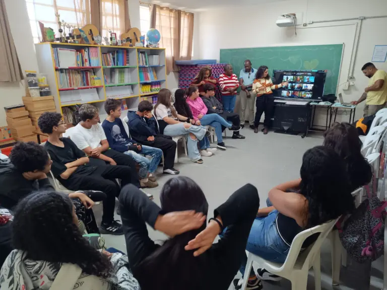 Projeto Curas exibe longa-metragem “Adorei as Almas” em escola da zona rural