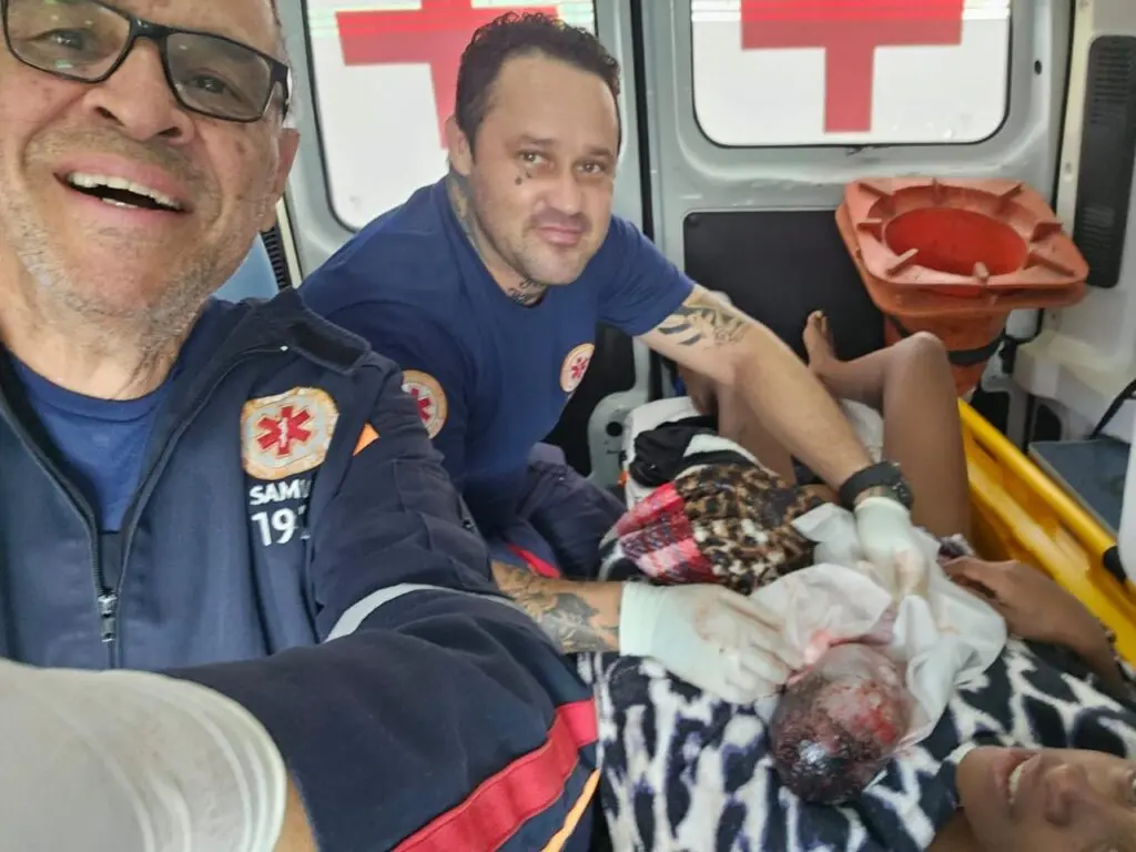 Samu realiza parto de emergência domiciliar no Jardim Esperança