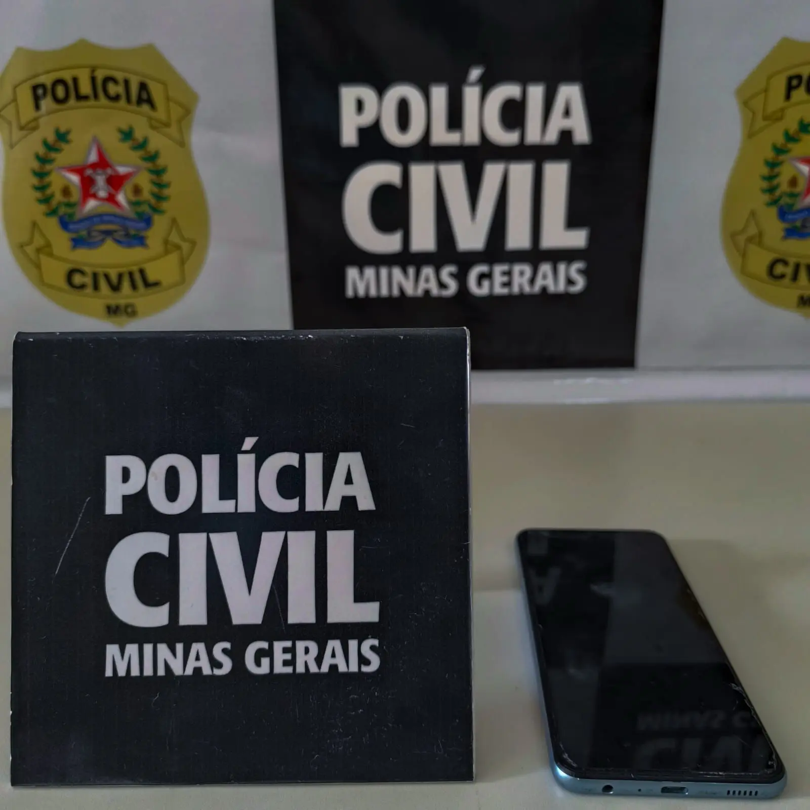 PolíciaCivil recupera celular roubado em Andradas