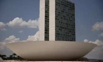 Câmara federal aprova aumento de pena para crime contra profissionais de saúde