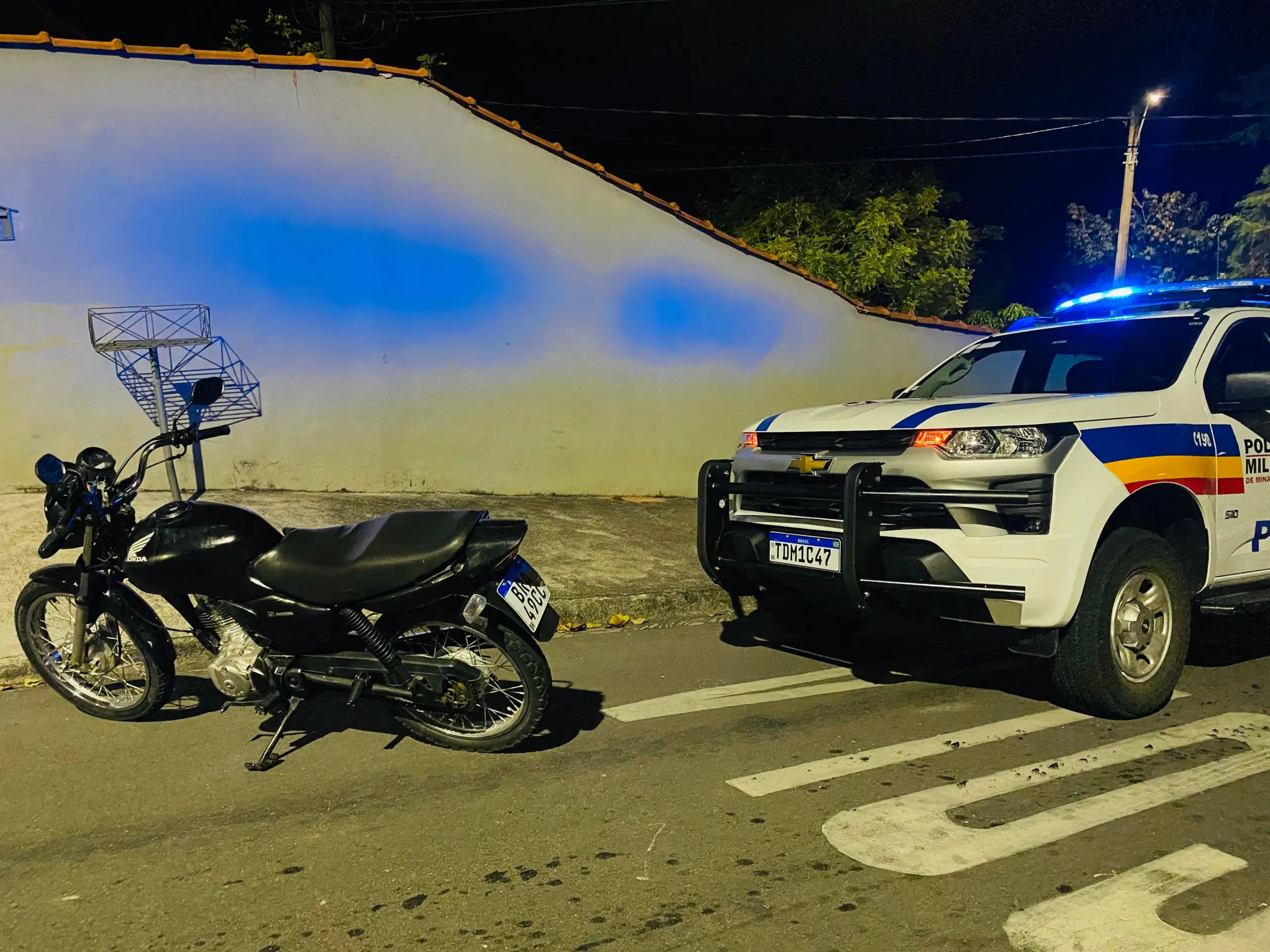 Foragido é preso com drogas e moto com placa adulterada no Parque Pinheiros