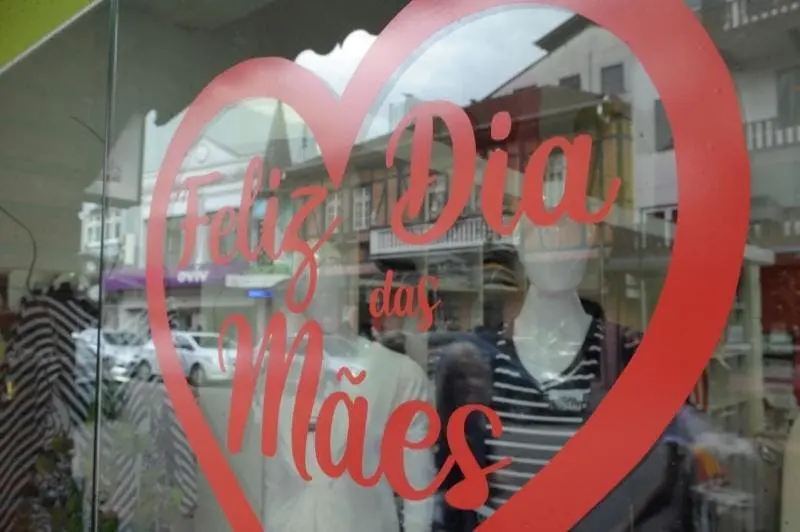 Vendas do Dia das Mães devem movimentar R$ 14,37 bilhões