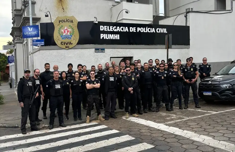 Operação "Extraction" da Polícia Civil de MG prende 13 suspeitos e apreende R$ 200 mil em bens ligados ao tráfico