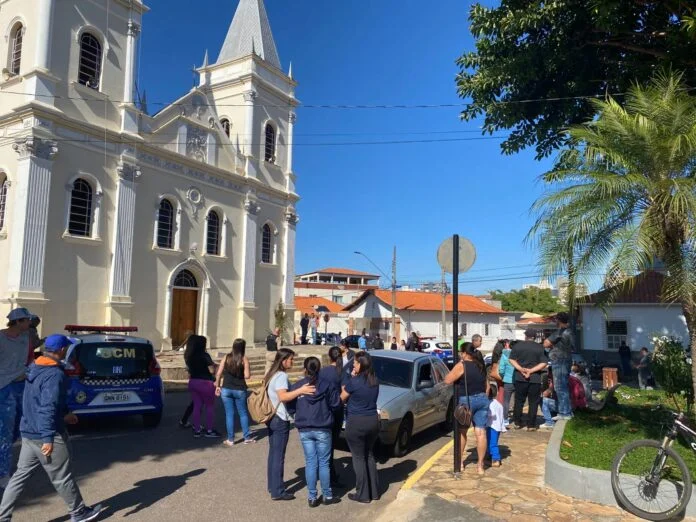 Pintor morre ao cair de andaime em obra de igreja