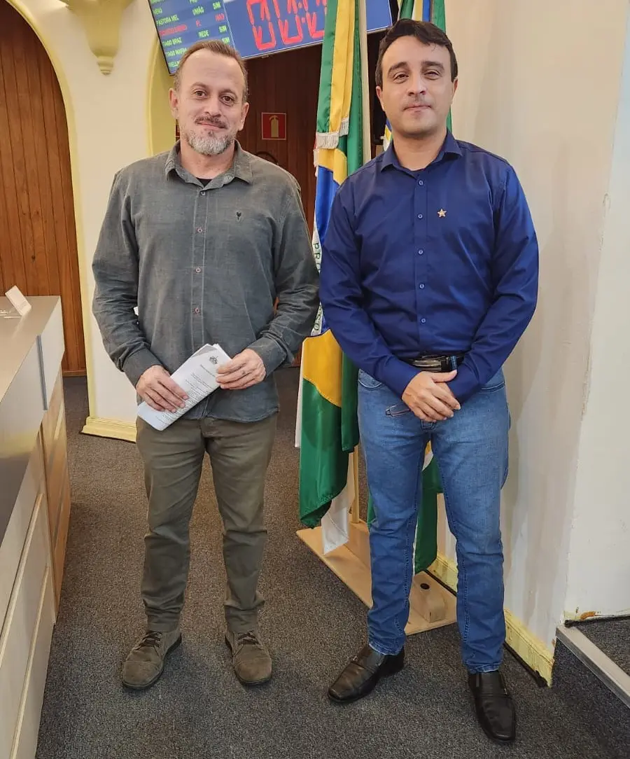 Vereadores apresentam denúncia ao MP sobre falta de professores na rede pública