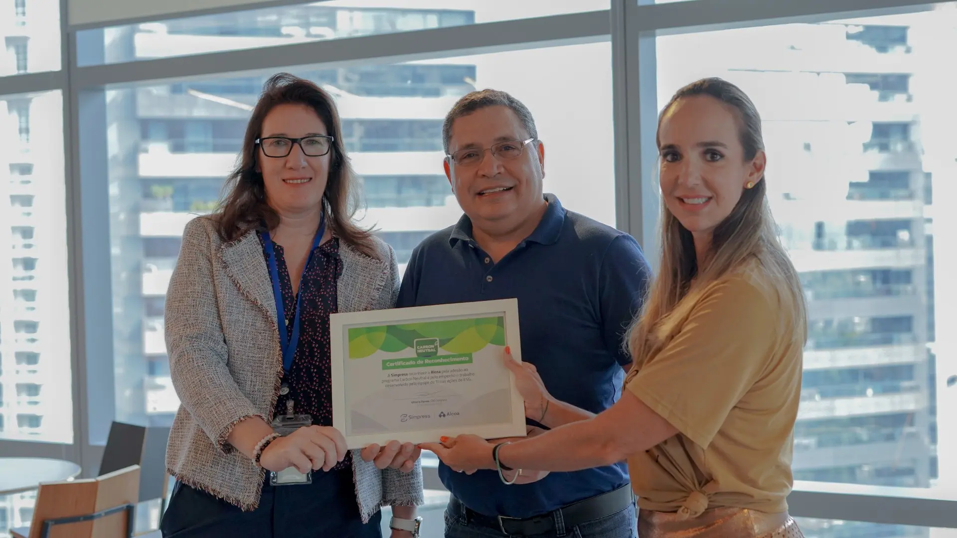 Alcoa e Simpress plantam 1.759 árvores e neutralizam 715 toneladas de CO2 com projeto de TI sustentável