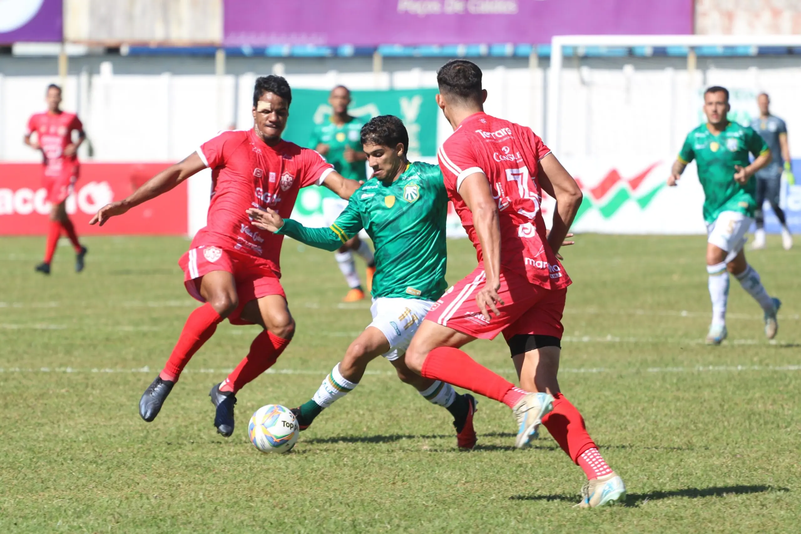 Caldense empata sem gols com o Uberaba no Ronaldão
