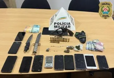 Polícias Civil e Militar realizam operação conjunta contra o tráfico em Campestre