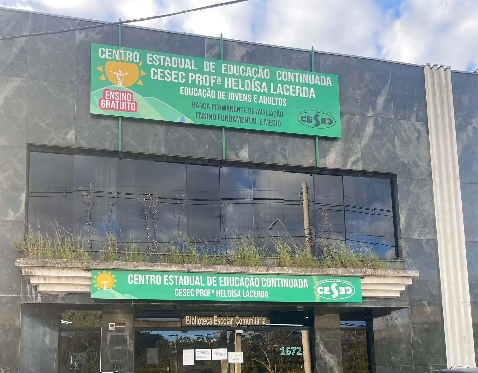 Matrículas abertas no Cesec Poços com ensino presencial e à distância