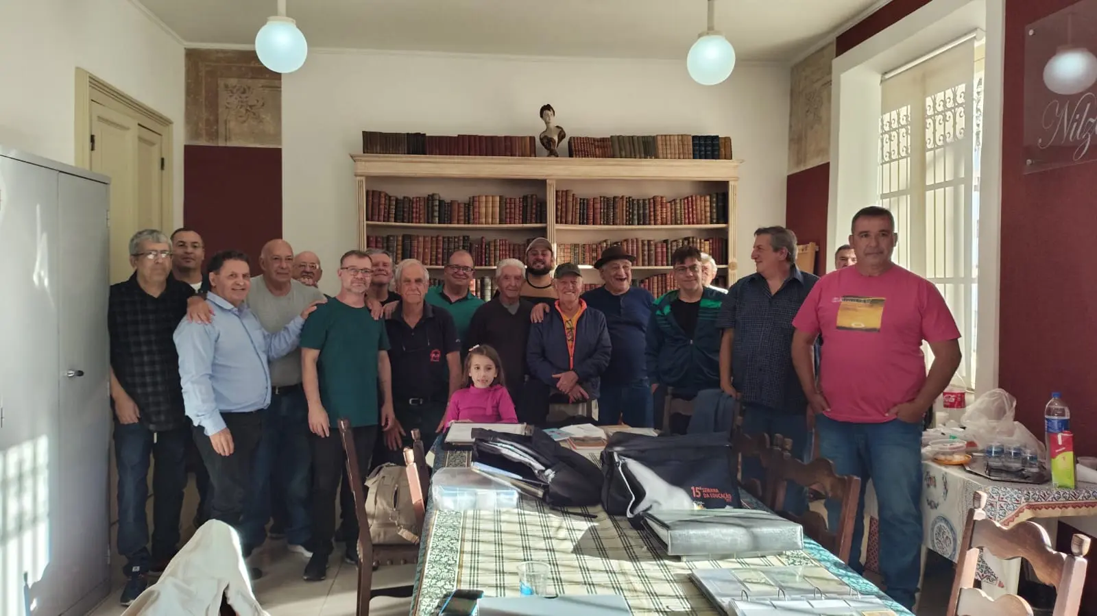 Clube Filatélico e Numismático de Poços celebra 15 anos de valorização da cultura