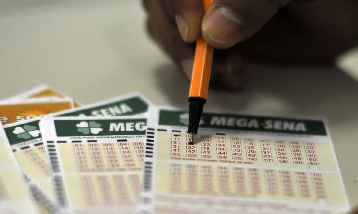R$ 100 milhões é o prêmio acumulado da Mega-Sena