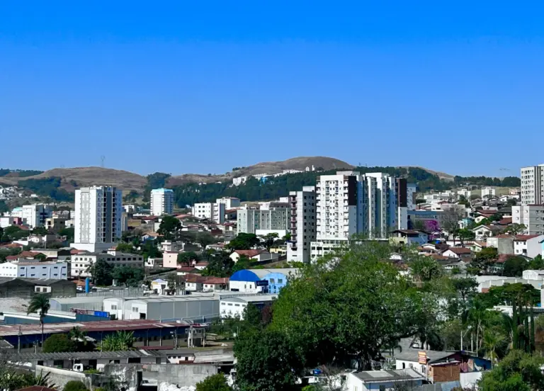 Estiagem continua e temperatura deve aumentar em Poços