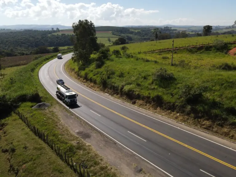 Tarifas de pedágio sobem neste sábado em rodovias do sul de Minas