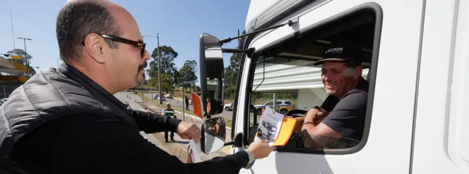 Vice-governador participa de ação sobre transporte de cargas em Poços