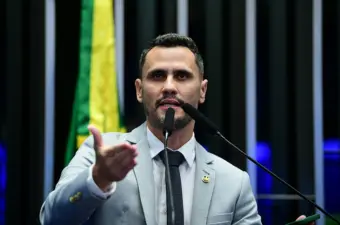 Cleitinho lidera intenção de votos para governo de Minas em 2026, diz pesquisa