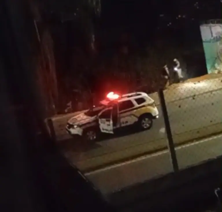 Dois homens são presos após intensa perseguição e tiroteio com a PM em Poços de Caldas