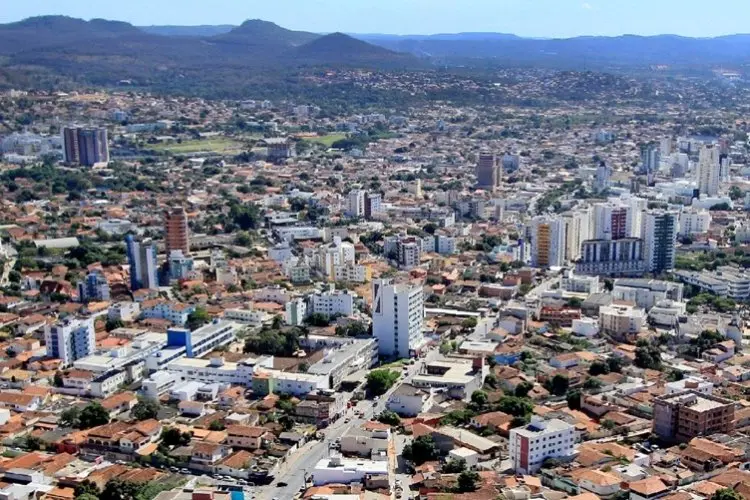 Montes Claros cria plano de saneamento