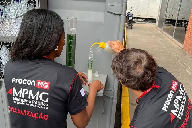 Procon-MG investiga qualidade de combustíveis em Poços de Caldas