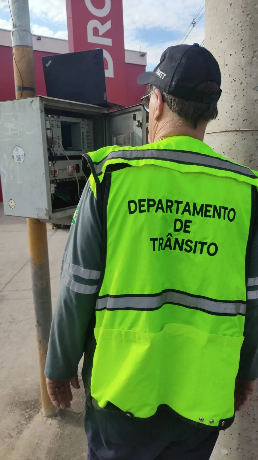 Ciclo dos semáforos de avenidas da zona oeste tem tempo ampliado