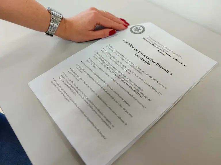 Secretaria de Saúde divulga cartilha com orientações sobre internações no SUS