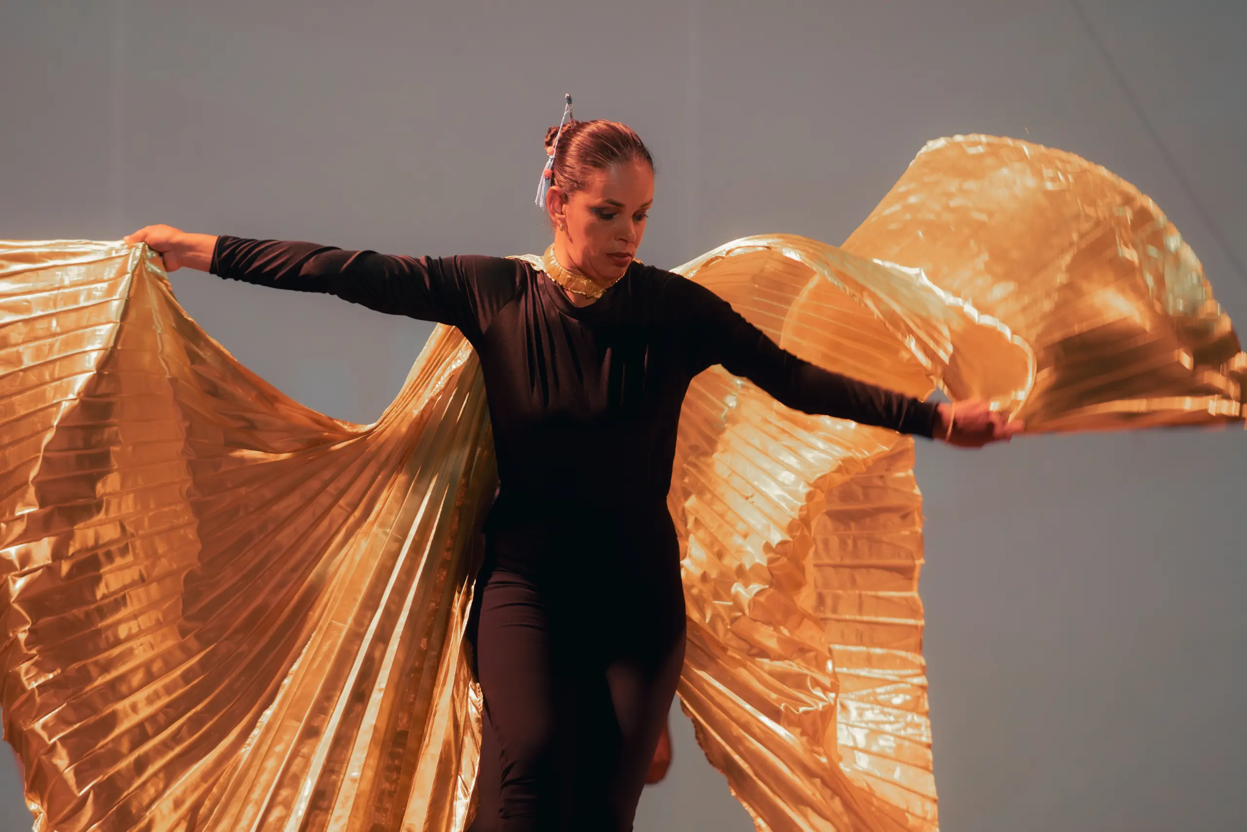 Espetáculo da Adefip celebra cinema e inclusão no teatro da Urca